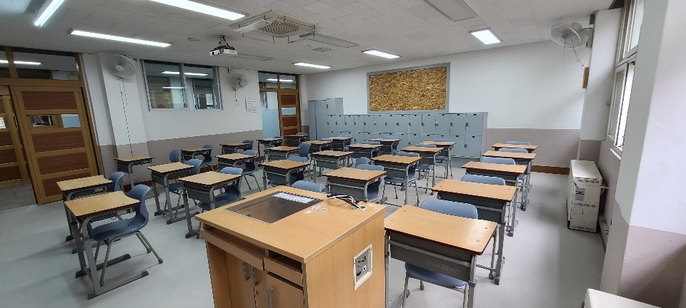 Hansung Girl's Middle Shcool